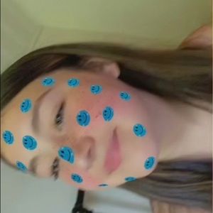 Meet your Posher, Mia